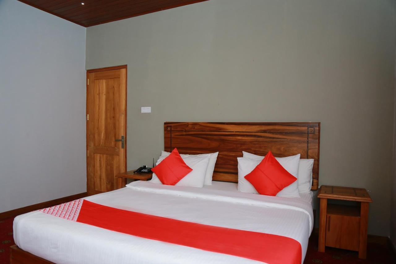 Oyo 278 Hotel Rivelka Kundasale Habitación foto